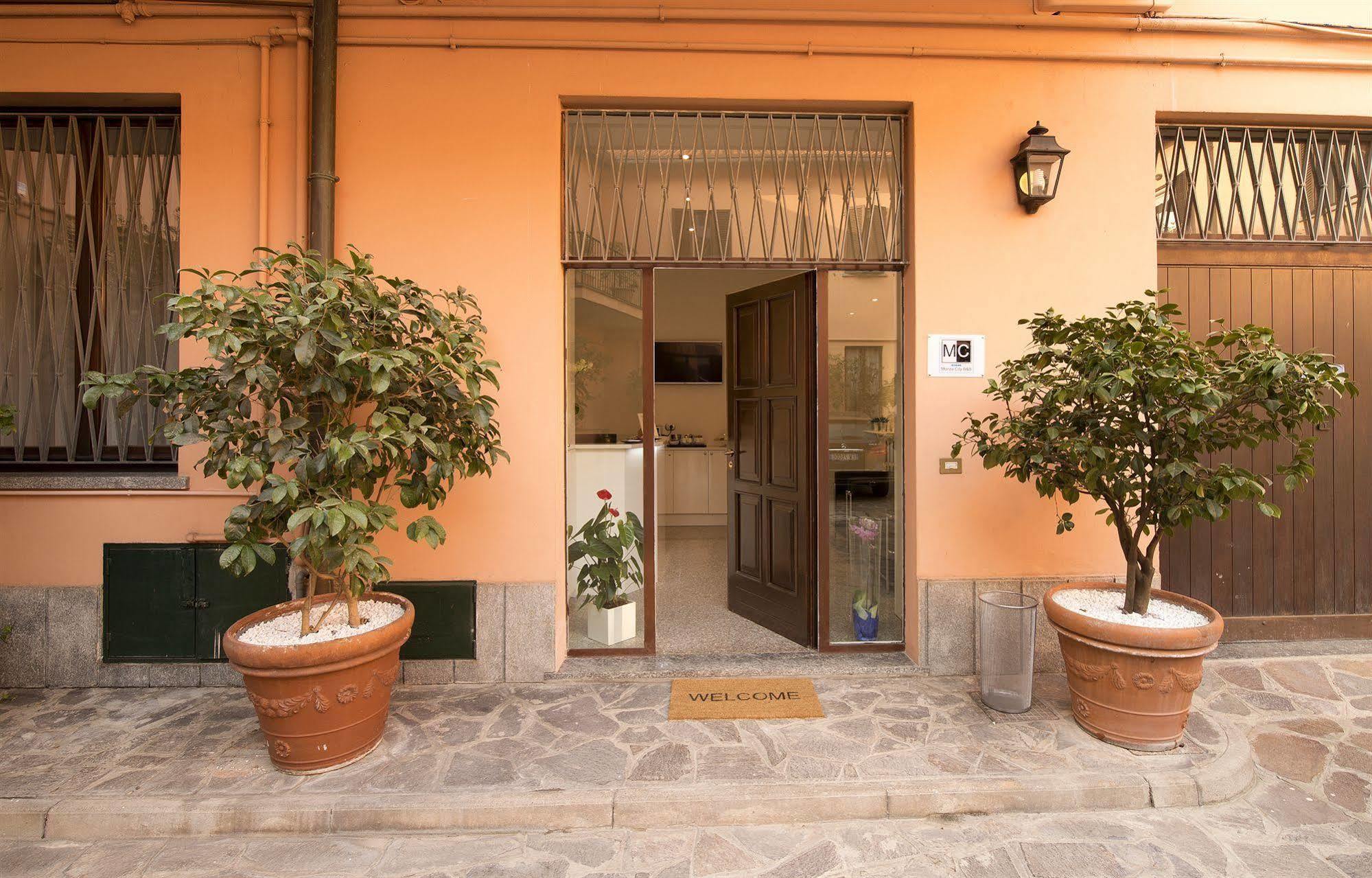Monza City Rooms & Studios Экстерьер фото