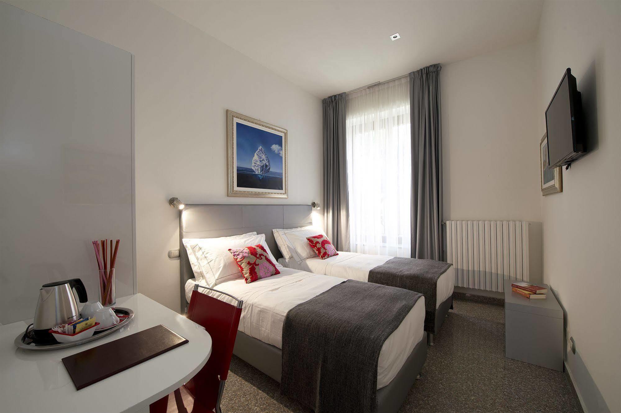 Monza City Rooms & Studios Экстерьер фото