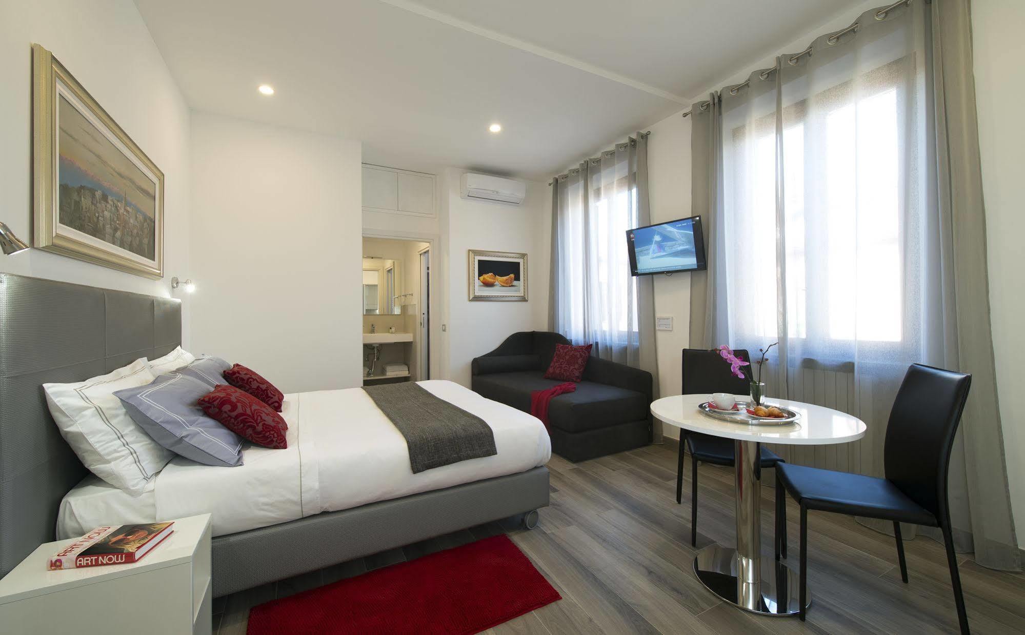 Monza City Rooms & Studios Экстерьер фото